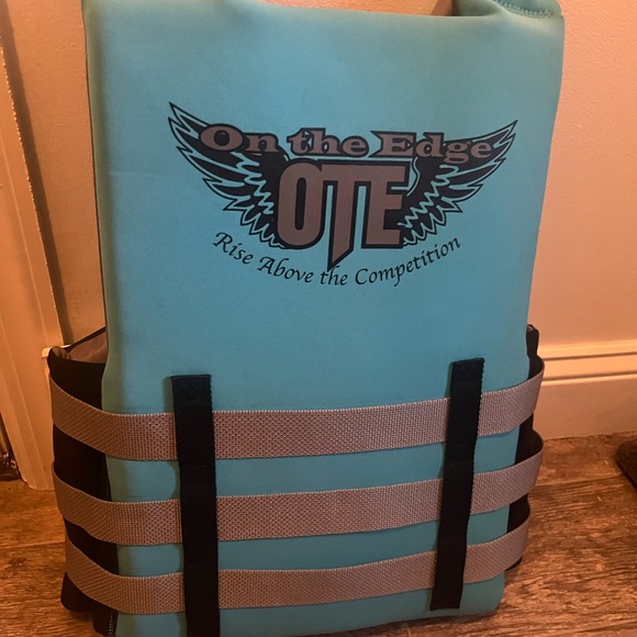 Life Jacket - Picture 2 of 5